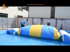 Airbag gonflable pour les sports sur le lac