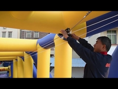 Le monde flottant d'abord Zipline construit par Bouncia. Voudriez-vous un essai pour votre parc ?